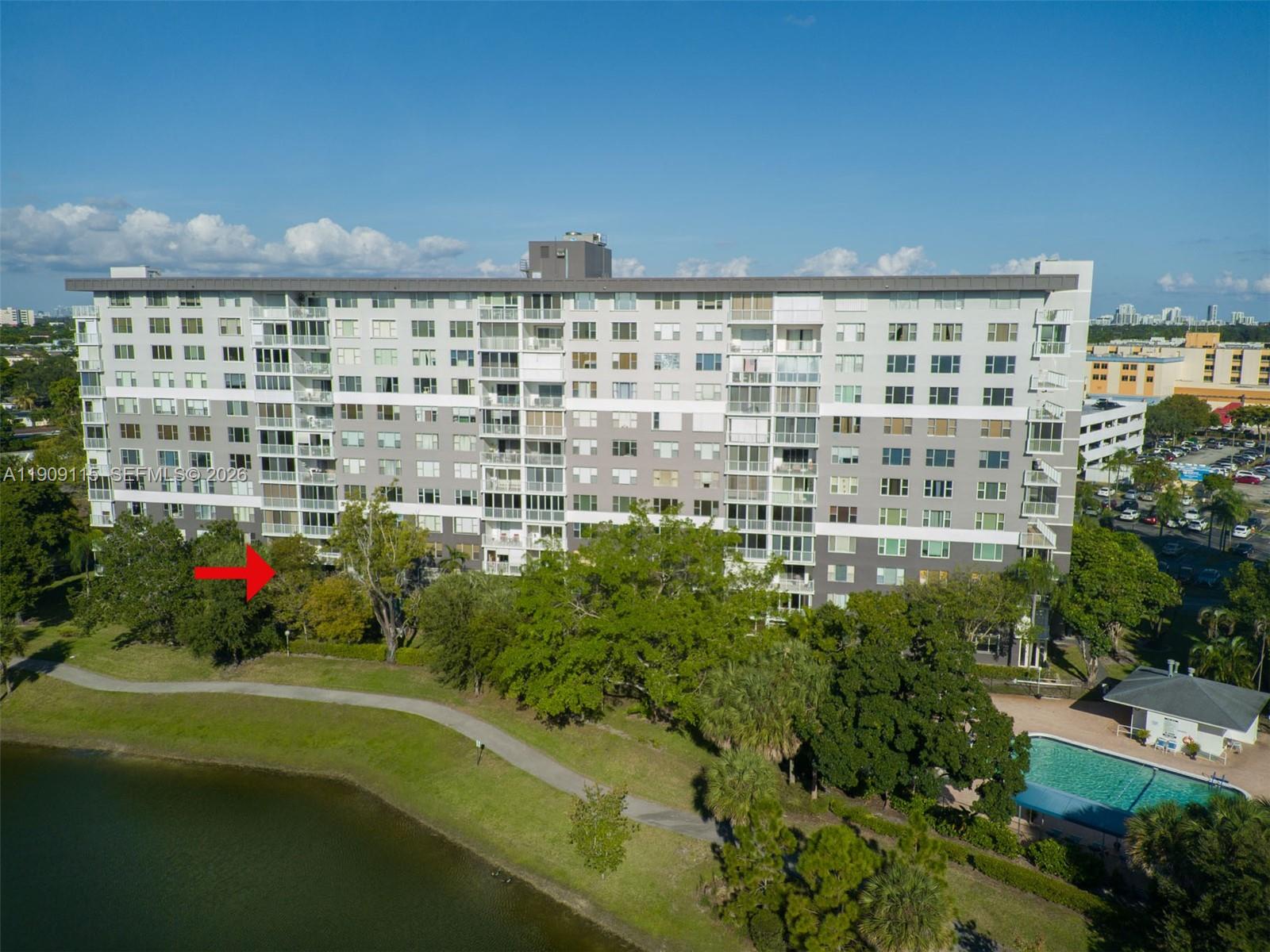 HILLCREST EAST NO 27 COND - Residential