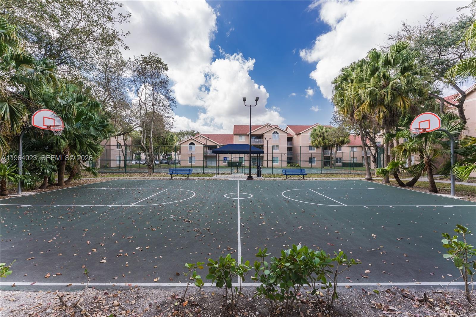ROYAL PALM PLACE - Residential