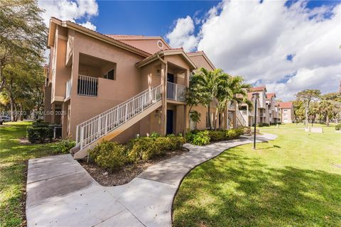 10521 SW 157th Pl 102 Miami FL 33196