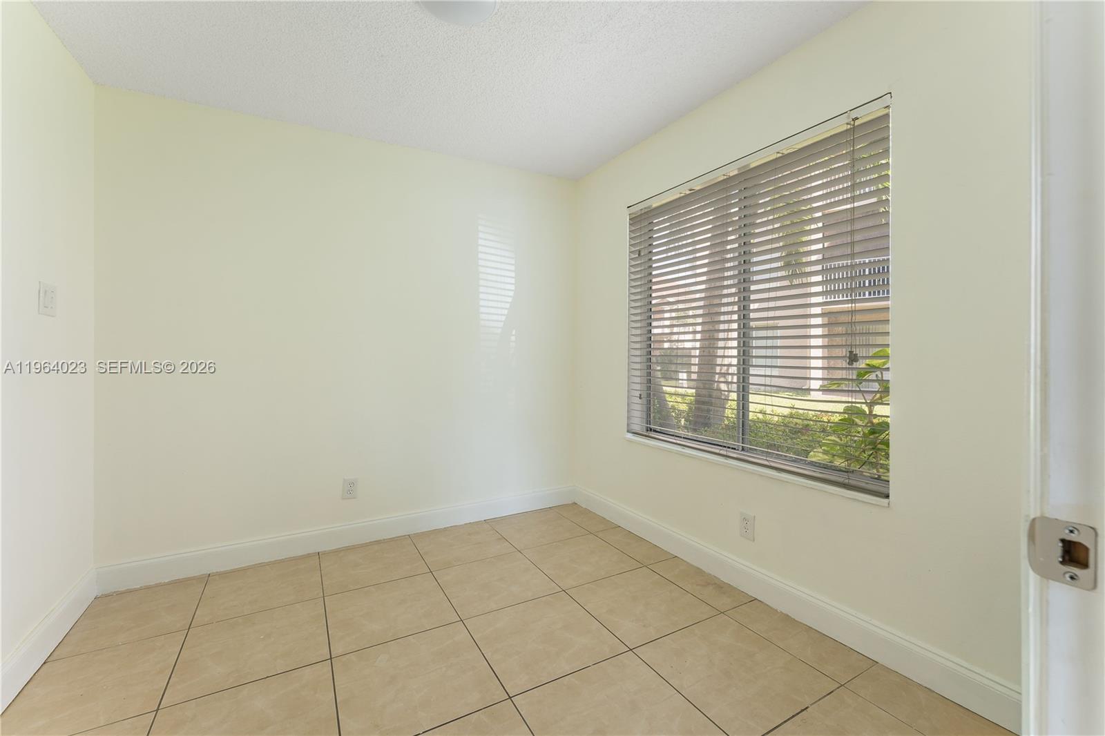 ROYAL PALM PLACE - Residential