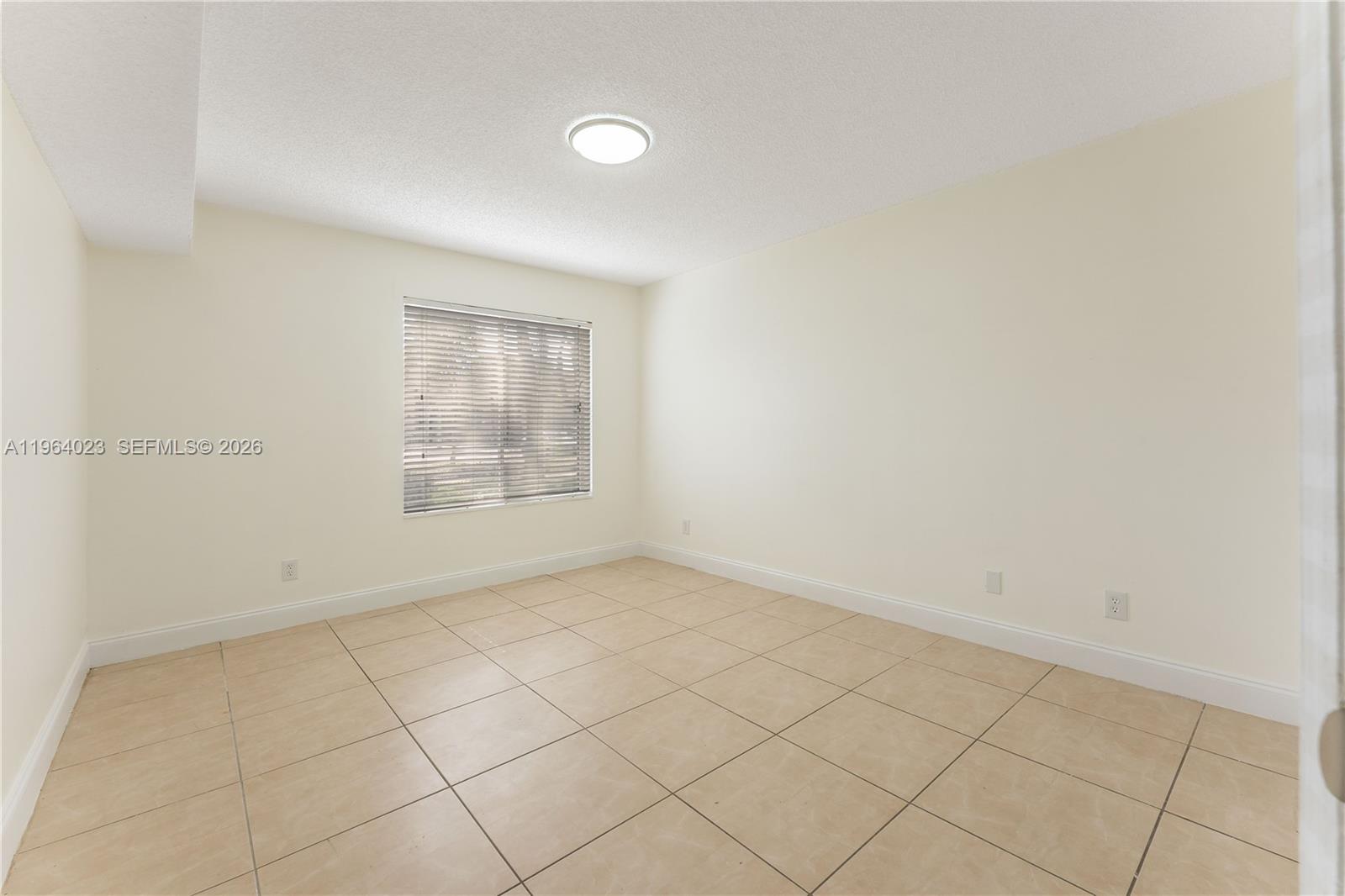 ROYAL PALM PLACE - Residential