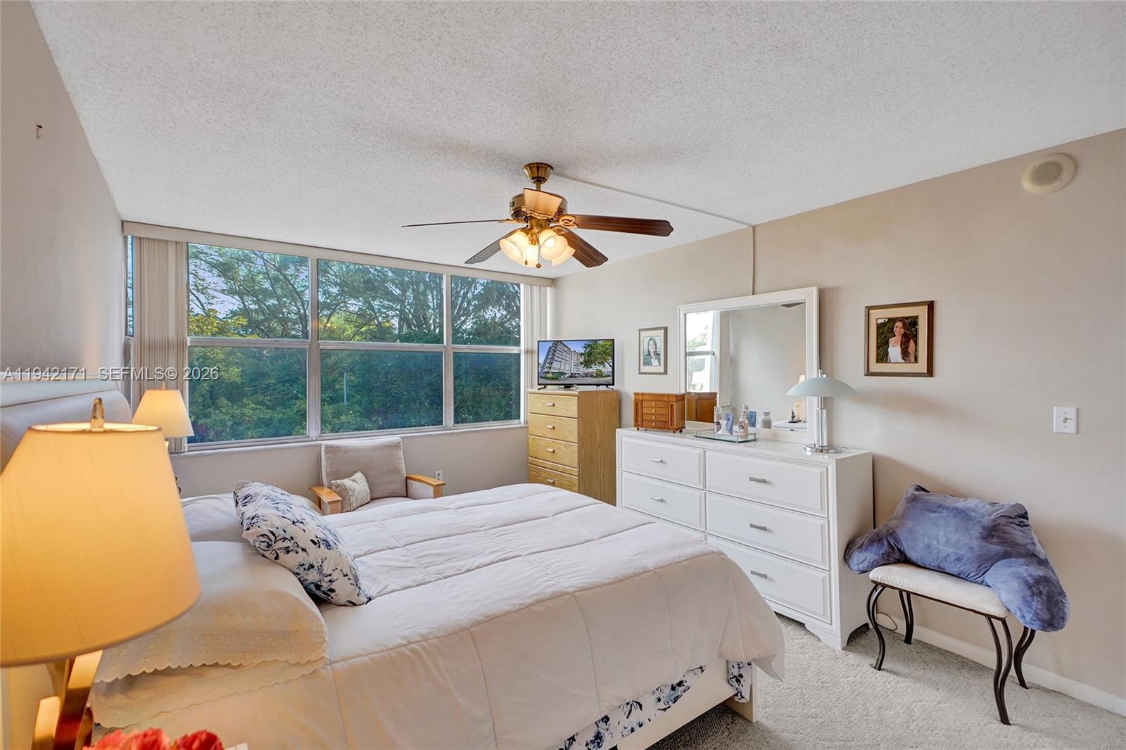 WILSHIRE CONDO - Residential