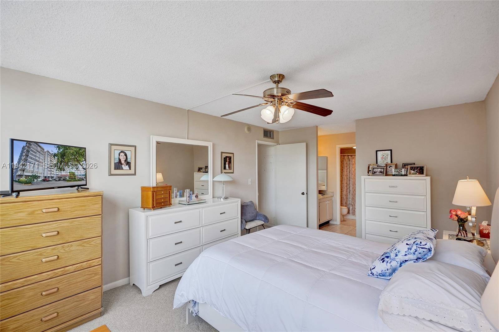 WILSHIRE CONDO - Residential