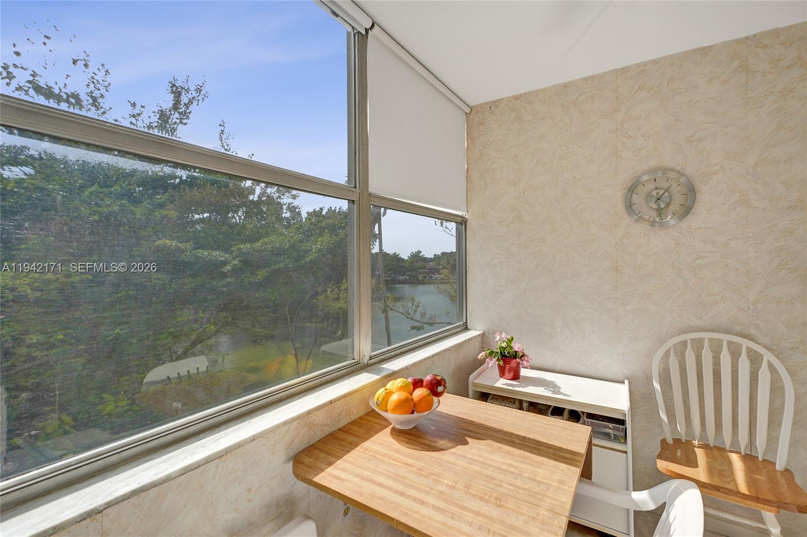 WILSHIRE CONDO - Residential