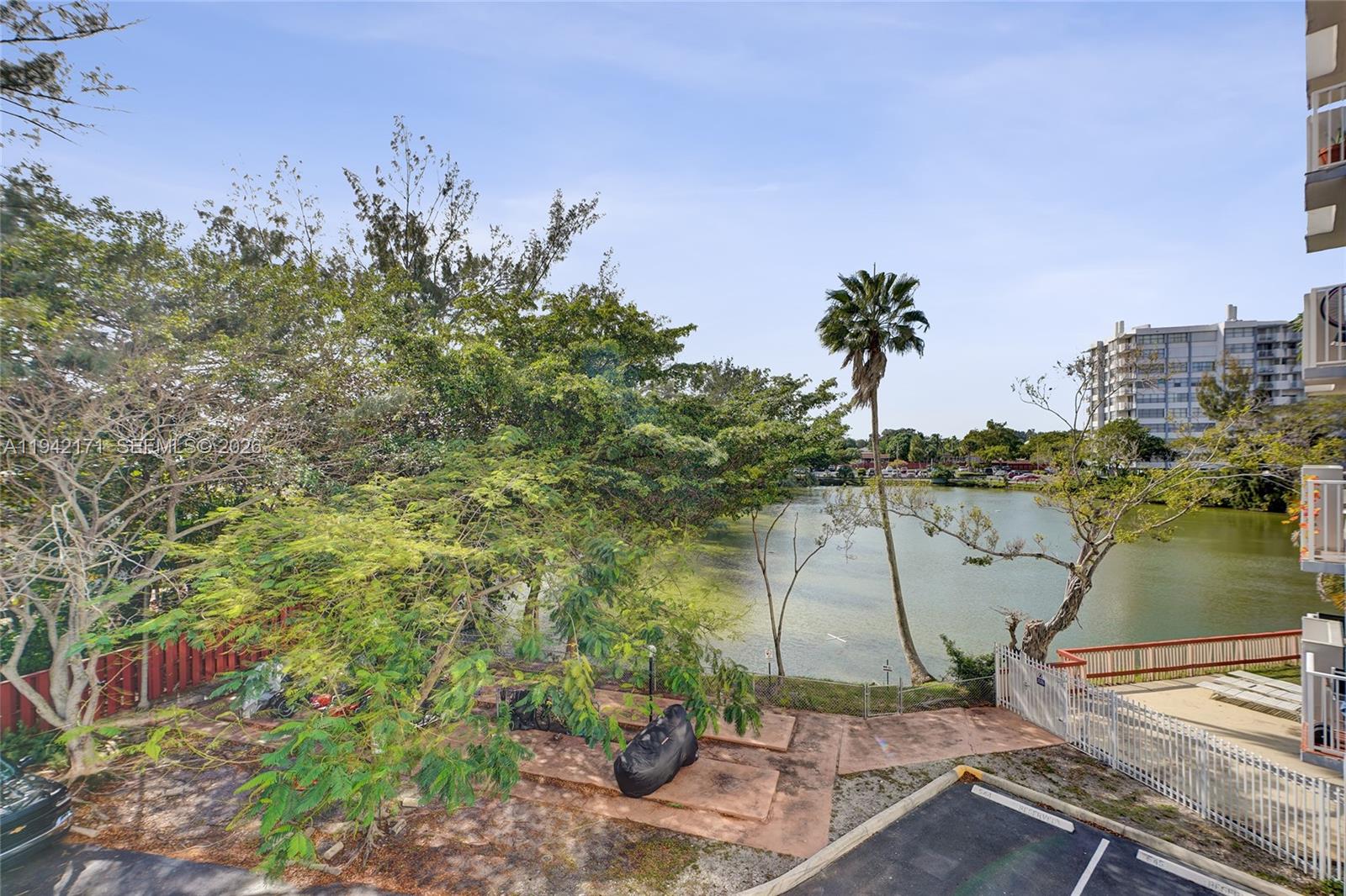 WILSHIRE CONDO - Residential