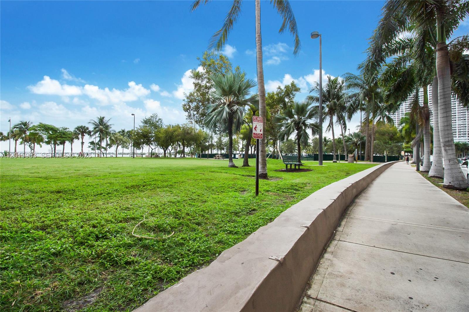 CITE CONDO - Residential