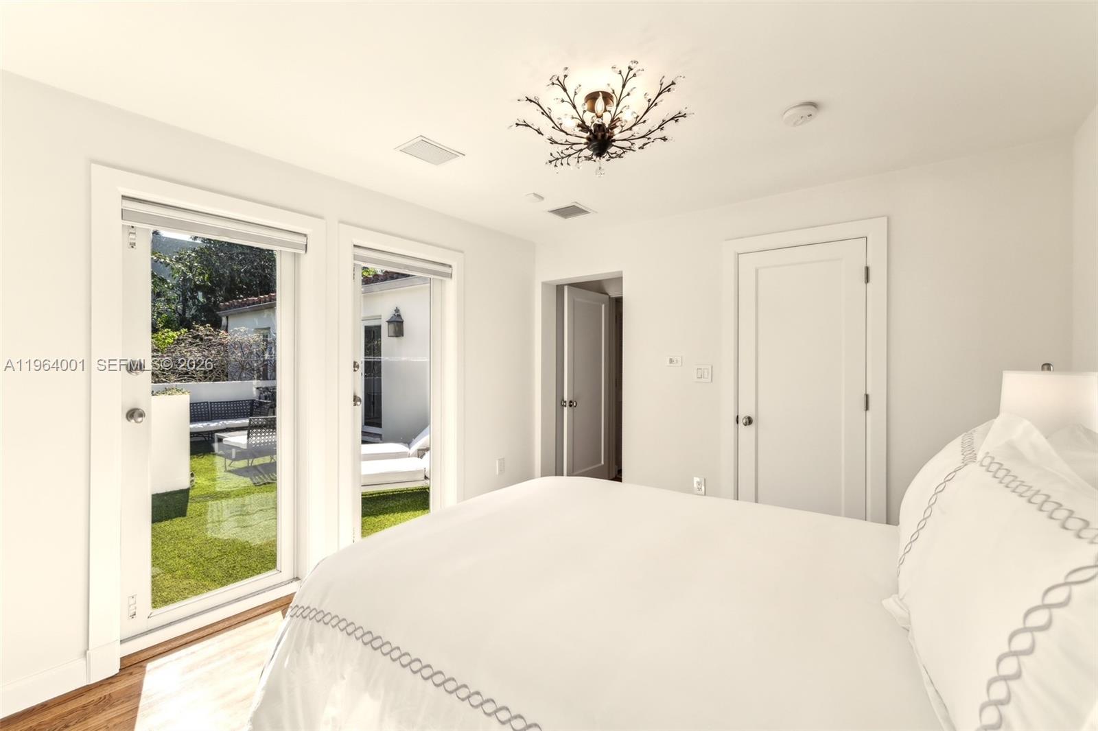 LA GORCE GOLF SUB - Residential