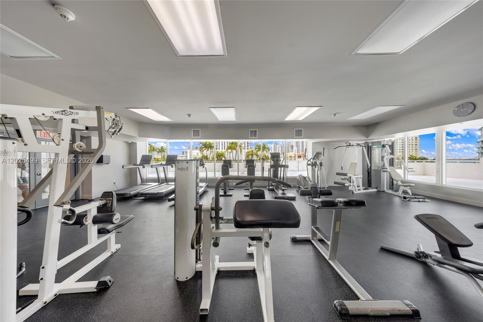 1800 BISCAYNE PLAZA CONDO - Residential