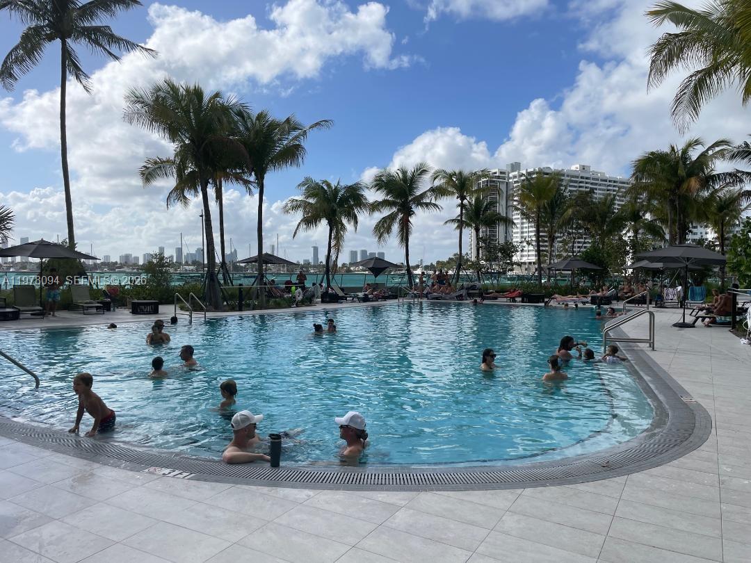 FLAMINGO SOUTH BEACH I CO - Residential Lease