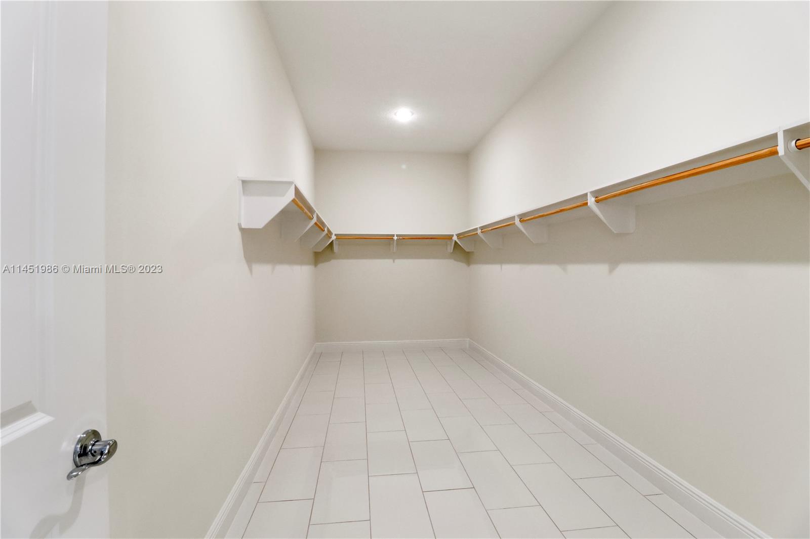 PARKLAND ROYALE - Residential