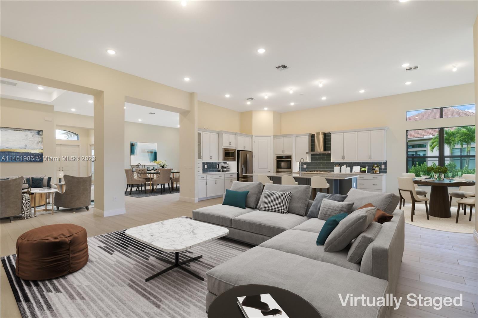 PARKLAND ROYALE - Residential