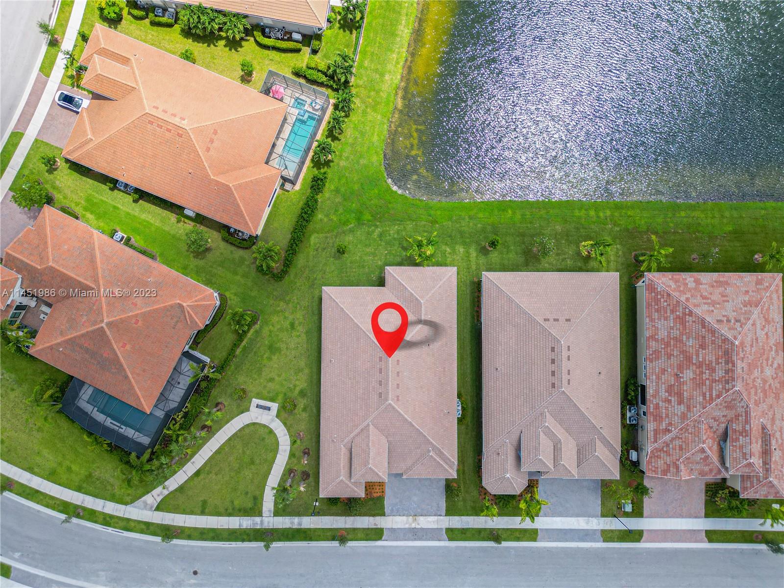 PARKLAND ROYALE - Residential
