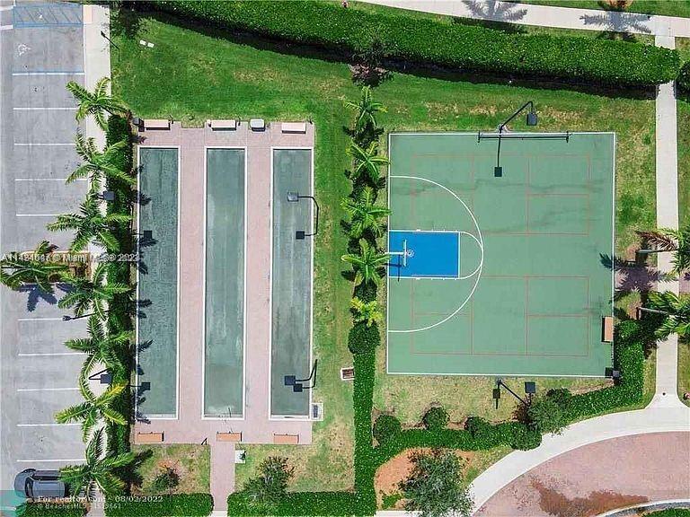 PARKLAND ROYALE - Residential