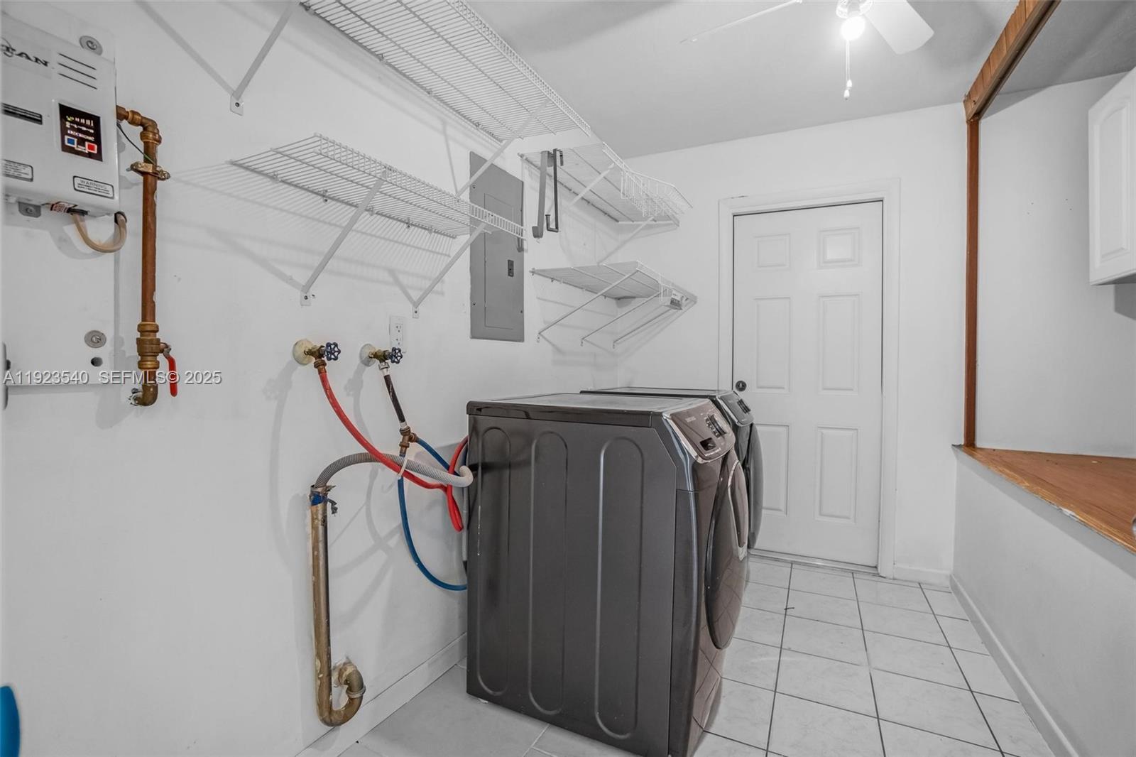 BOULEVARD HEIGHTS SEC TEN - Residential Lease