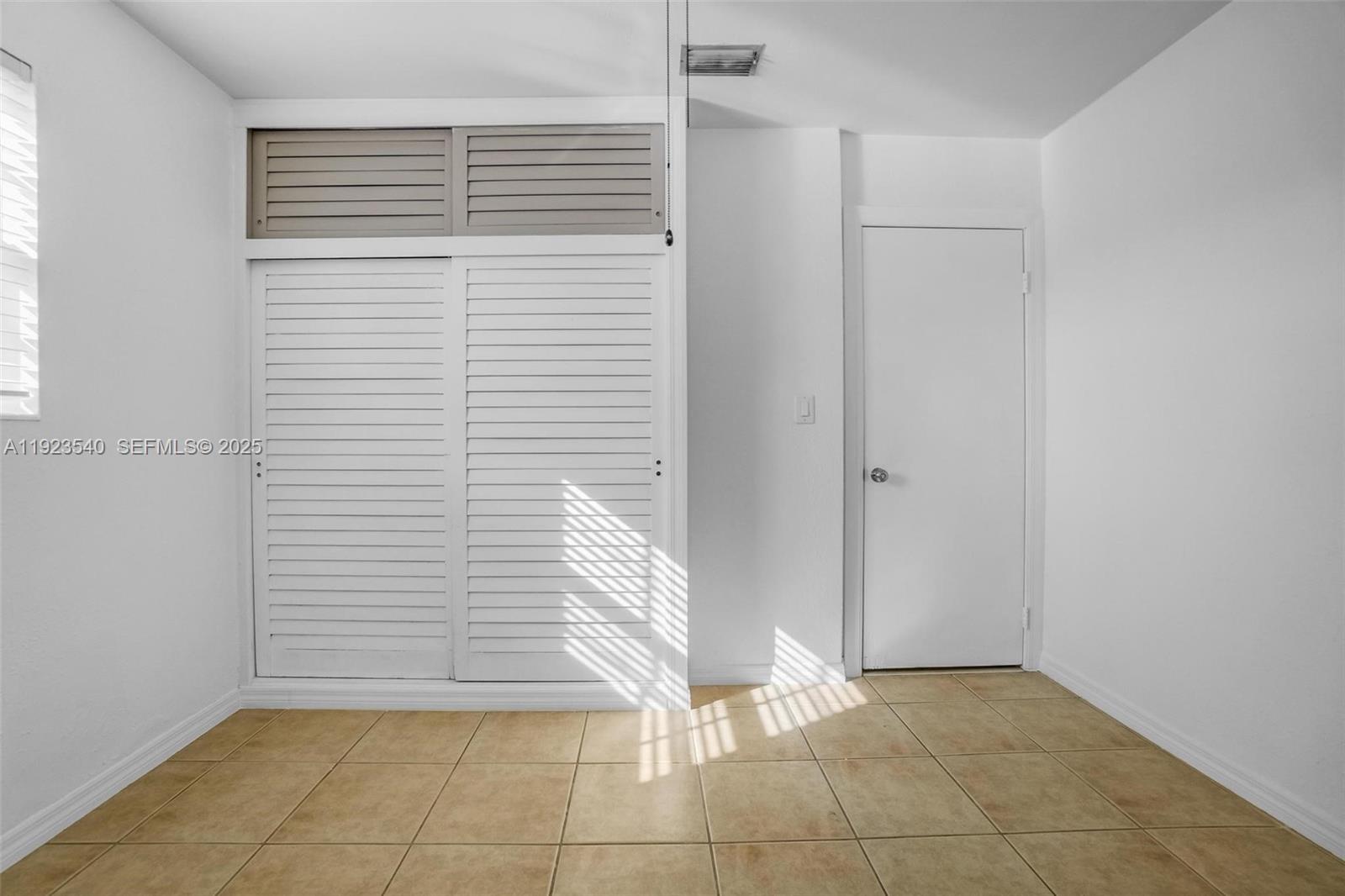 BOULEVARD HEIGHTS SEC TEN - Residential Lease