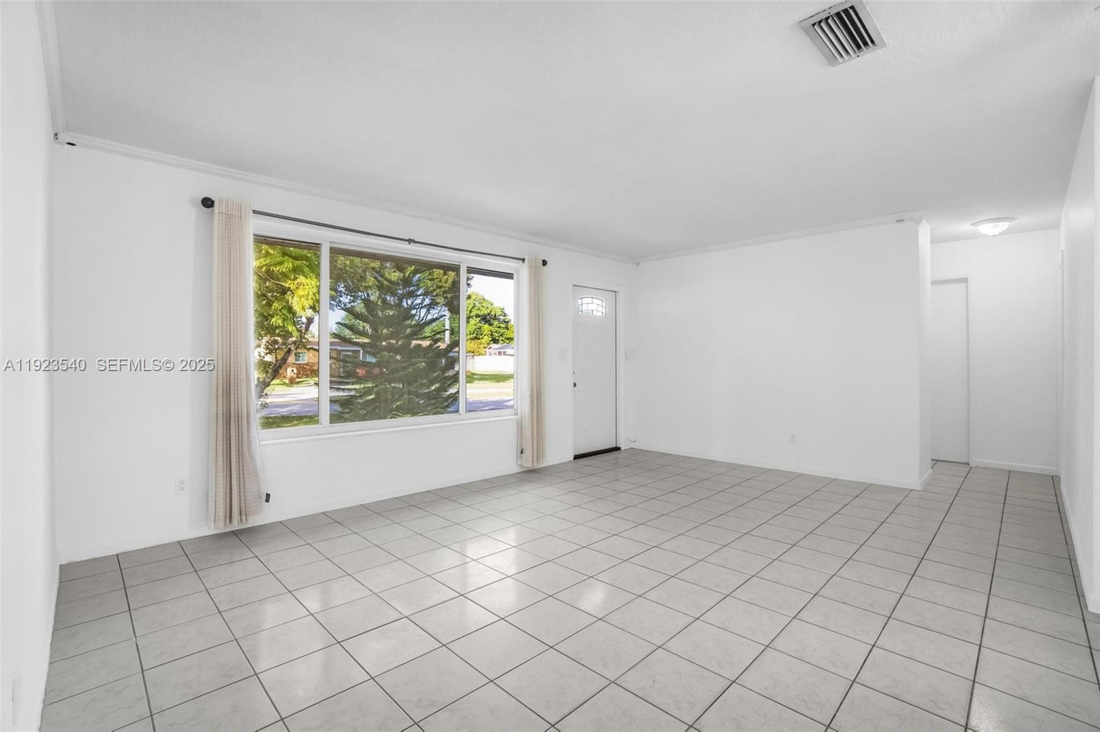 BOULEVARD HEIGHTS SEC TEN - Residential Lease