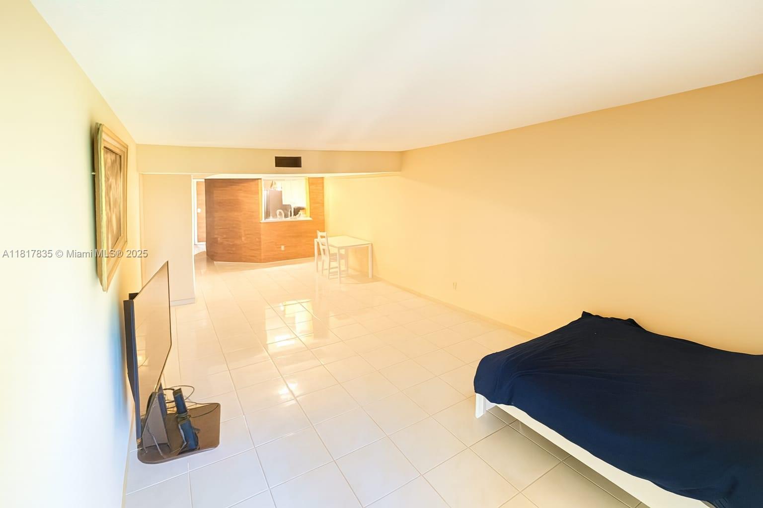 23385 S Barwood Ln S 408