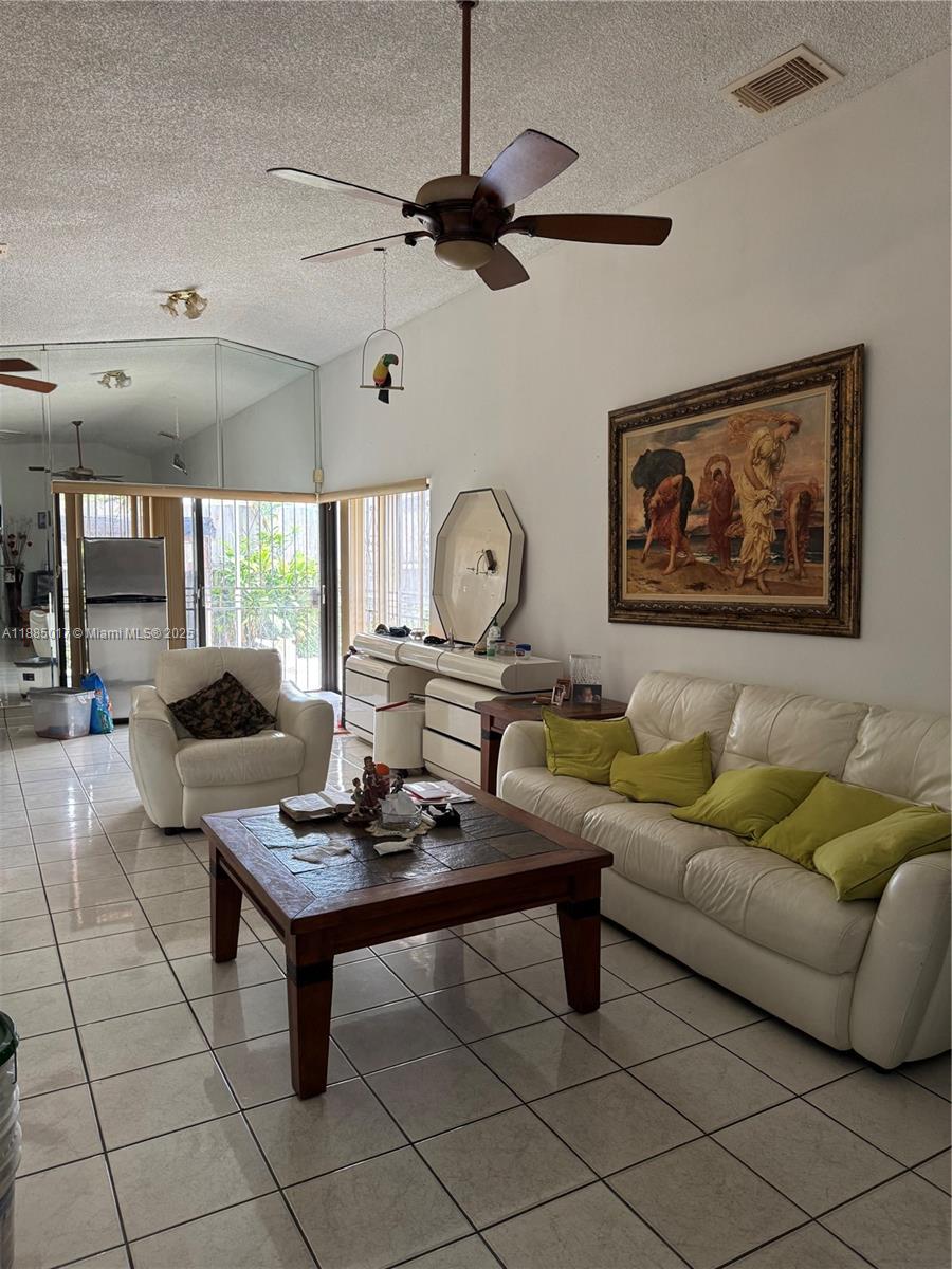 ESTANCIA SEC 2 - Residential