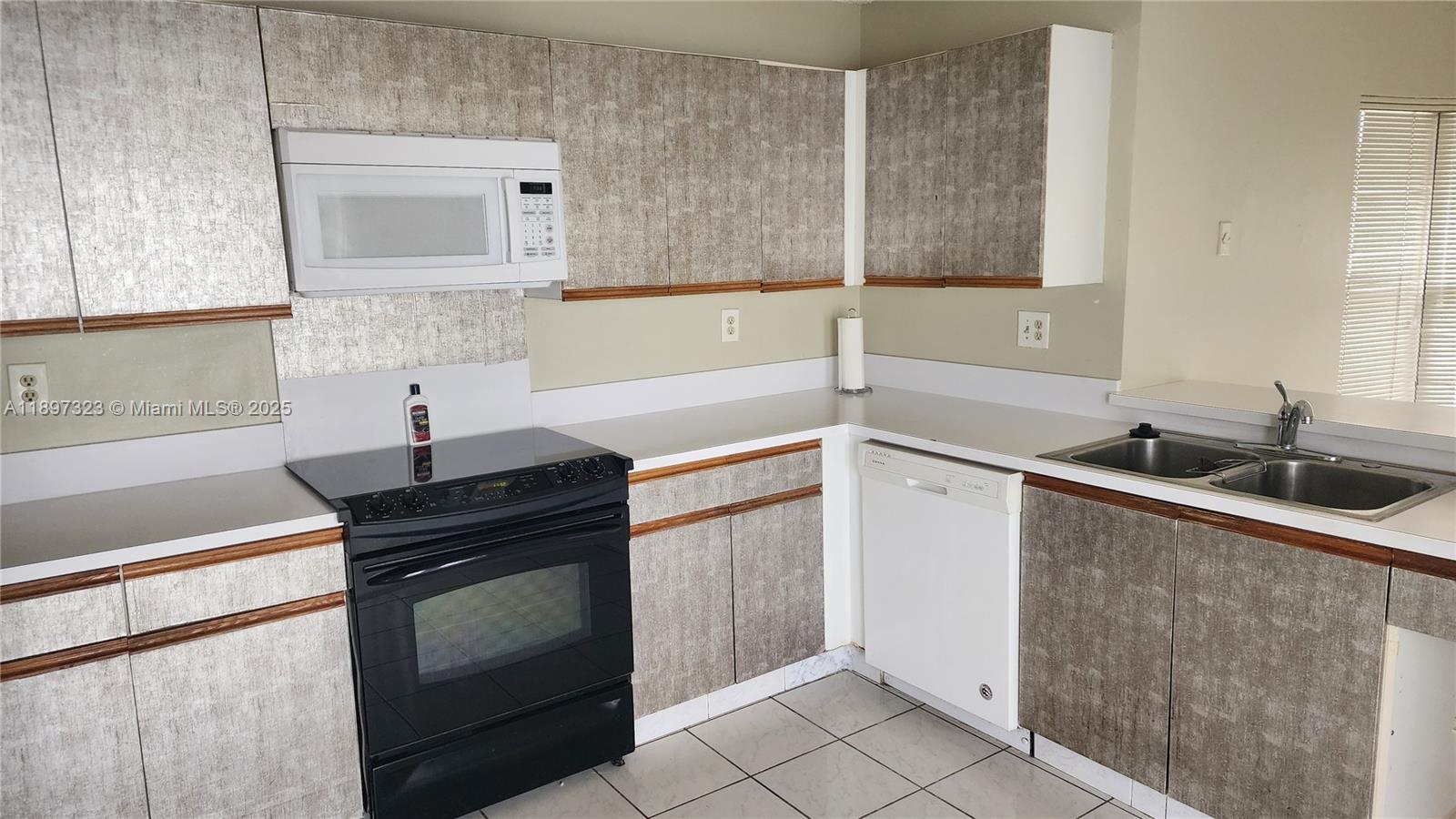 10628 SW 118th Pl 10628