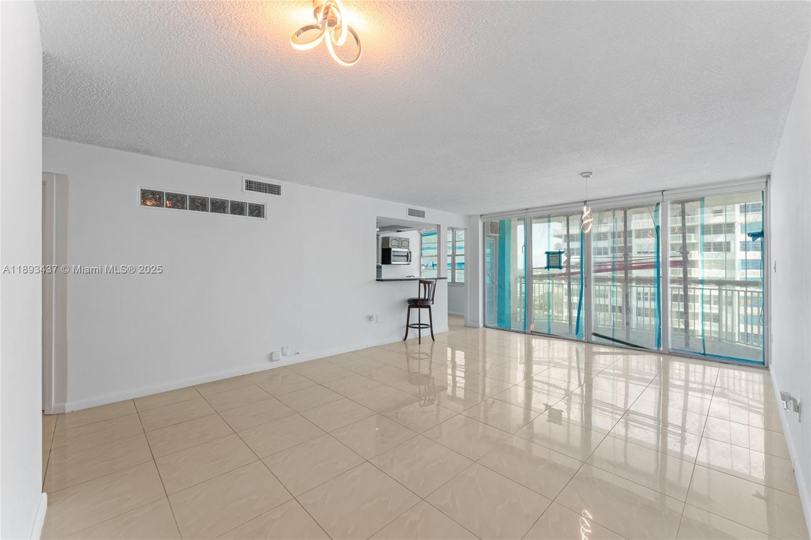 DEL PRADO MARINA - Residential