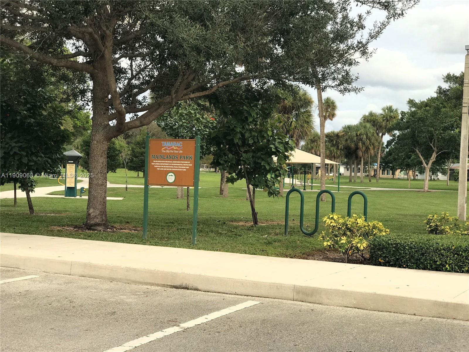 MAINLANDS OF TAMARAC LAKE - Residential