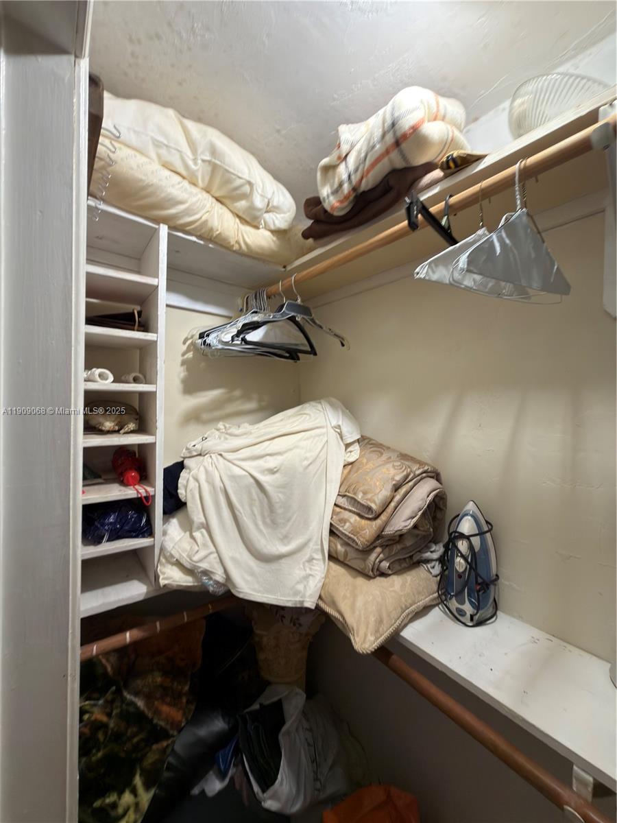 MAINLANDS OF TAMARAC LAKE - Residential