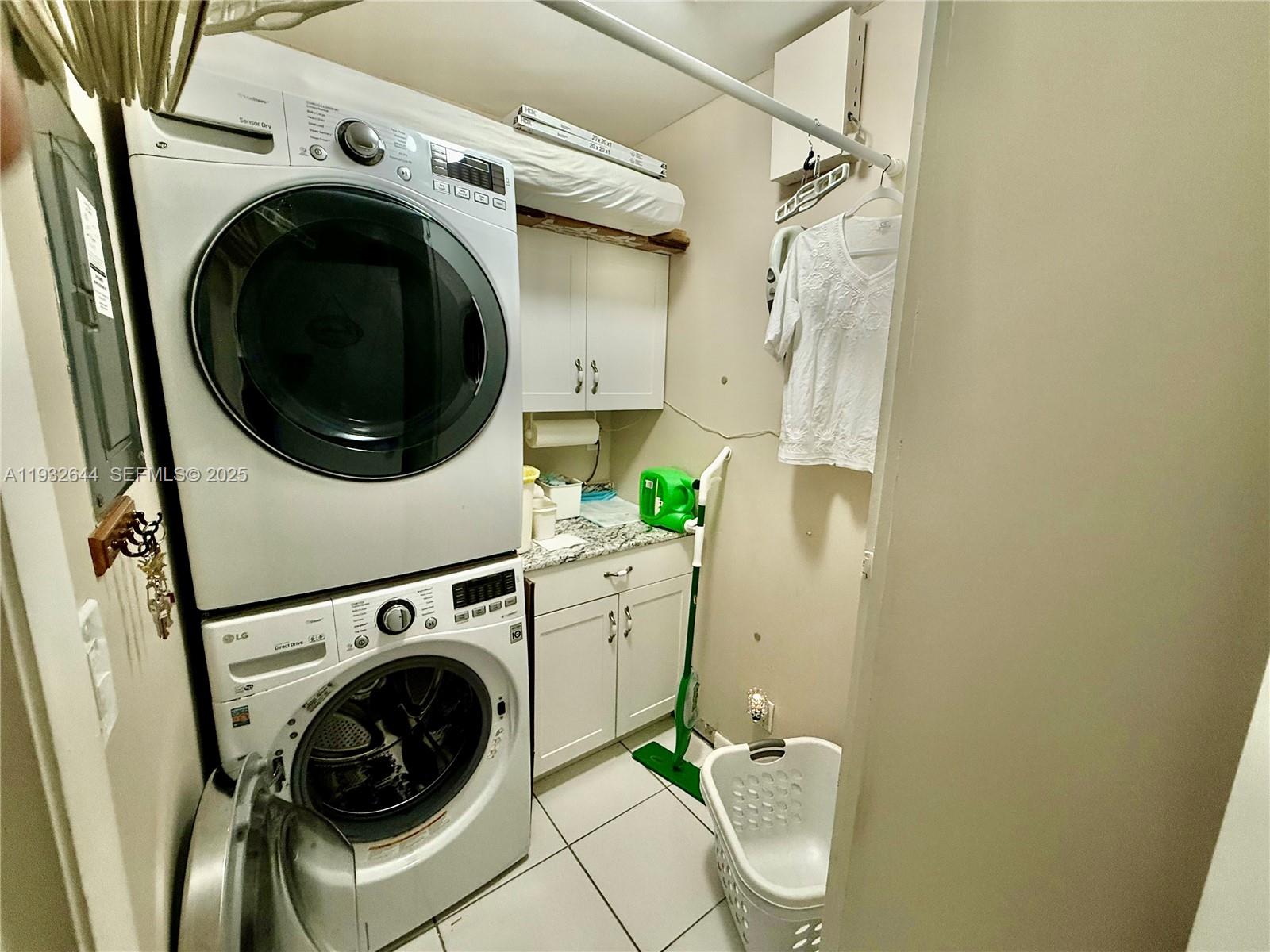 KARANDA VILLAGE IV-B COND - Residential