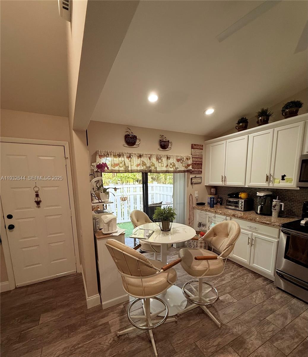 3899 N Carambola Cir N 29126