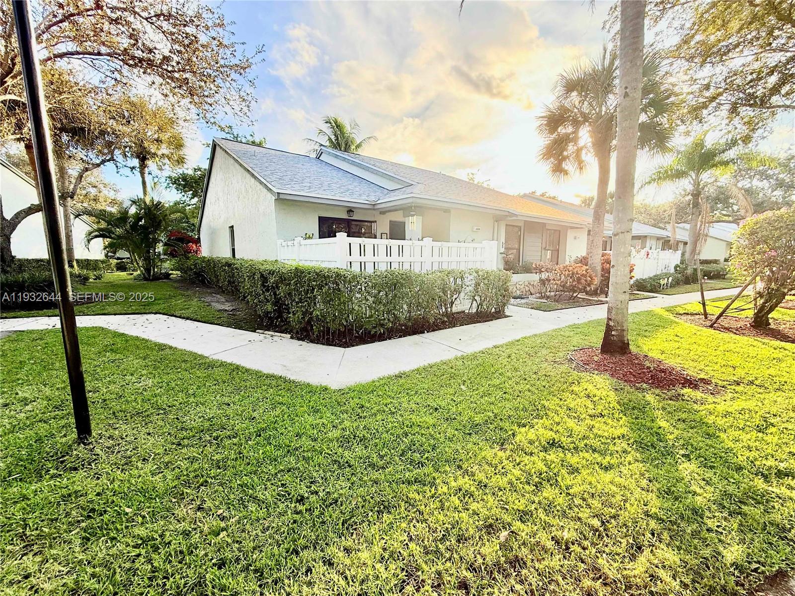 3899 N Carambola Cir N 29126