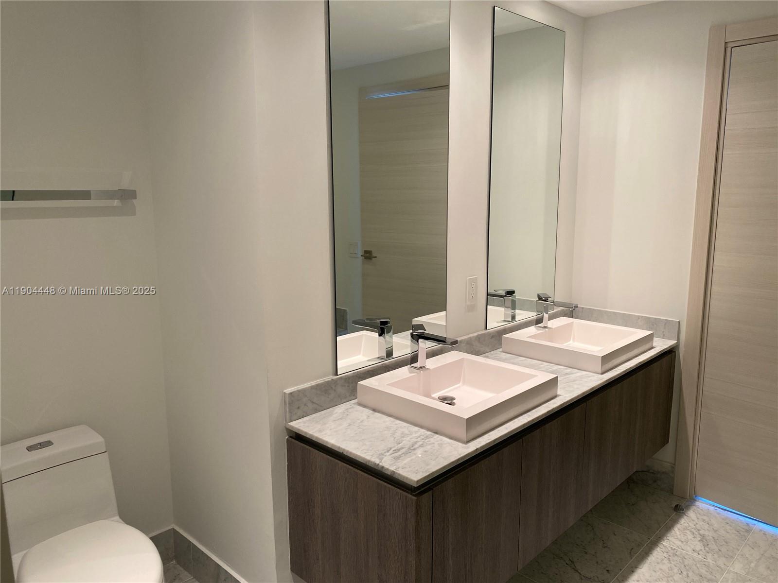 801 SMA RESIDENCES CONDO - Residential Lease