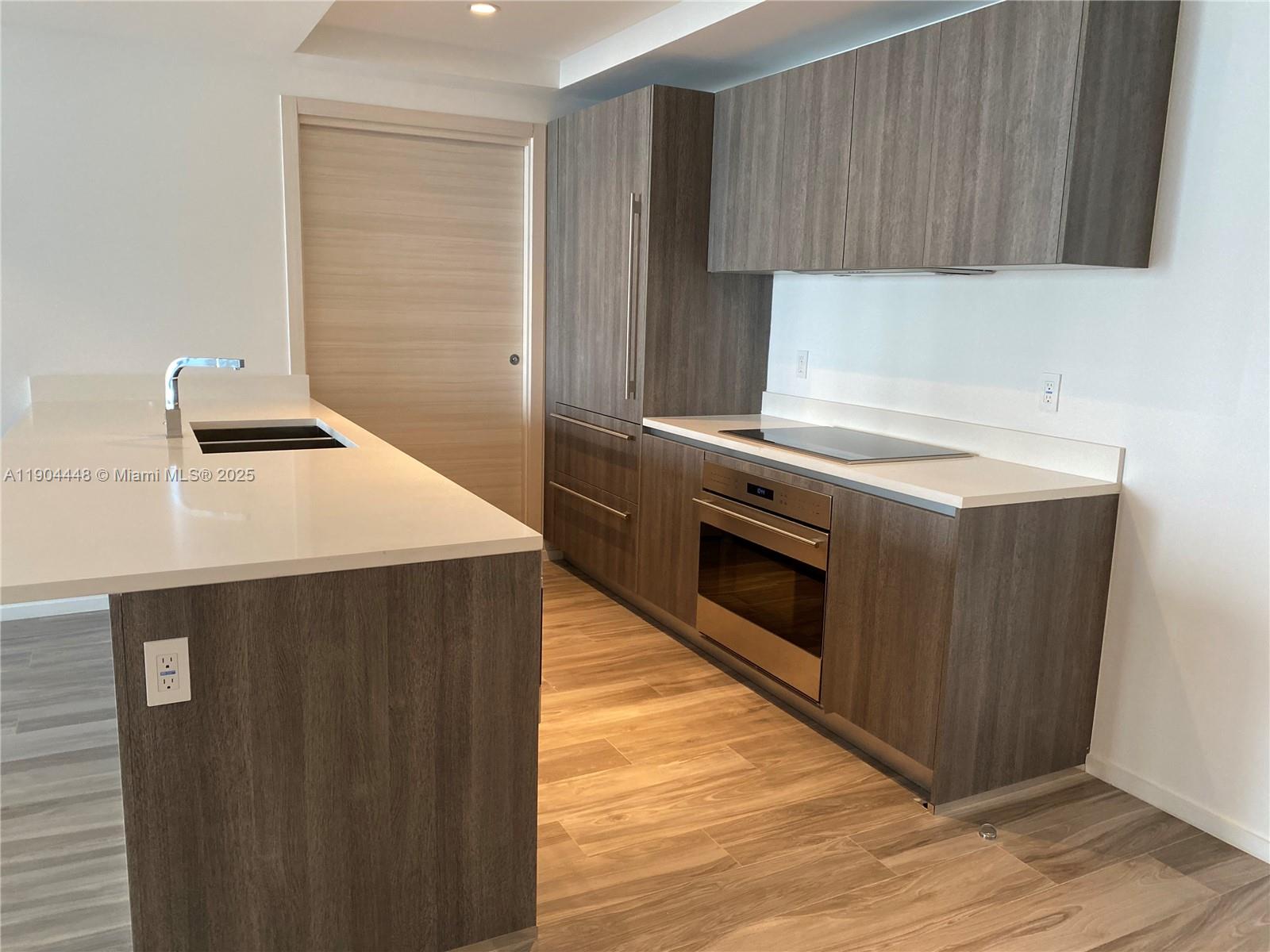 801 SMA RESIDENCES CONDO - Residential Lease