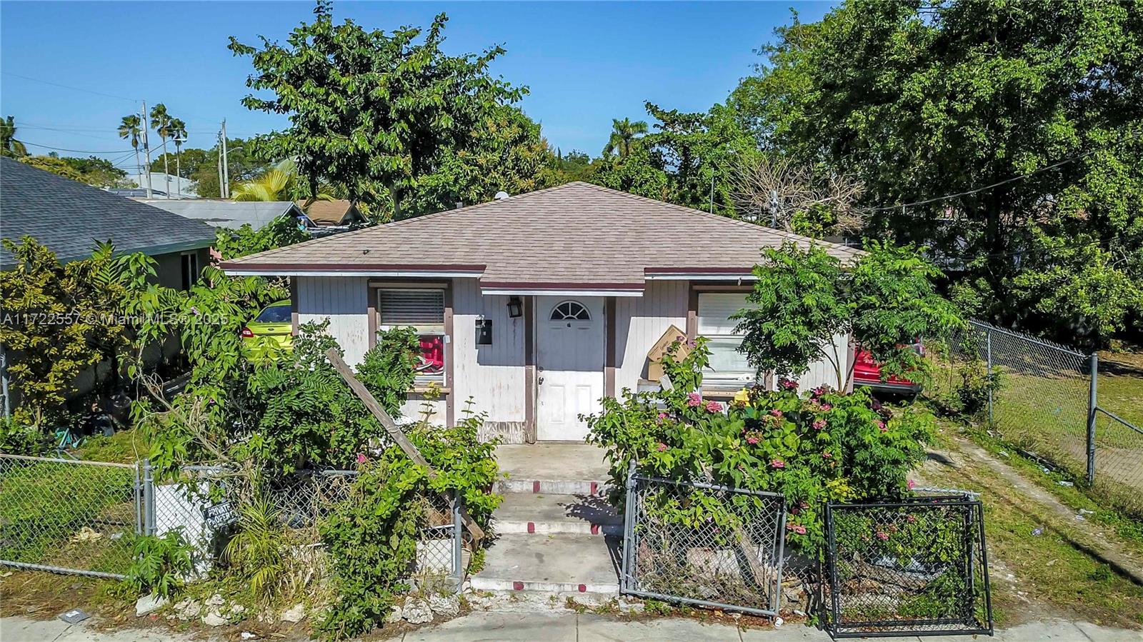 651 Sw 5th St, Homestead, Miami-Dade County, Florida - 3 Bedrooms  
1 Bathrooms - 