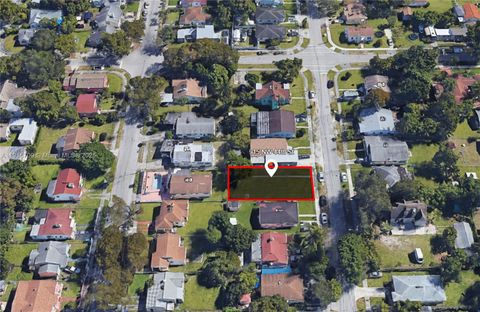 915 NW 44th St Miami FL 33127