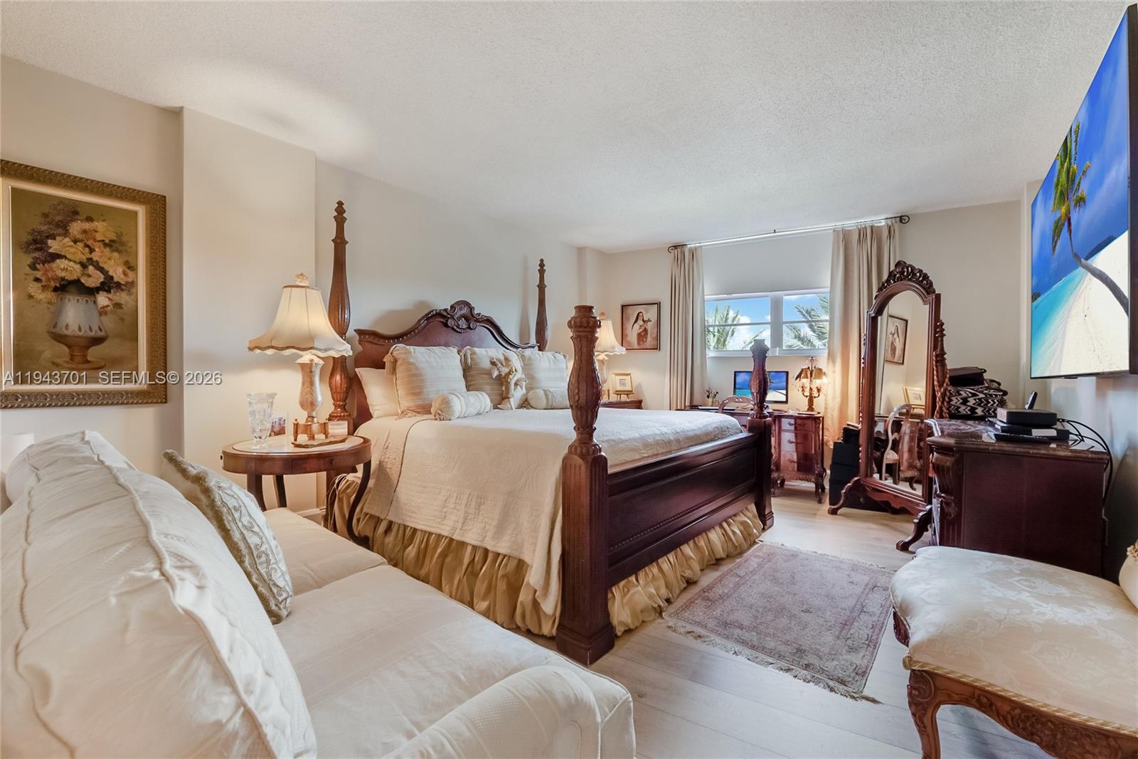 GABLES WATERWAY TOWERS CO - Residential