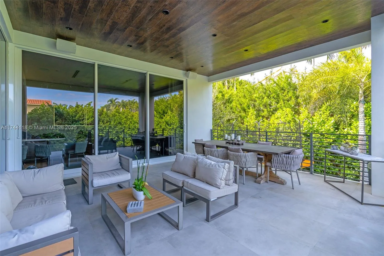 Key Biscayne, Florida 33149, United States, 6 Bedrooms Bedrooms, ,7 BathroomsBathrooms,Residential,Active,5489