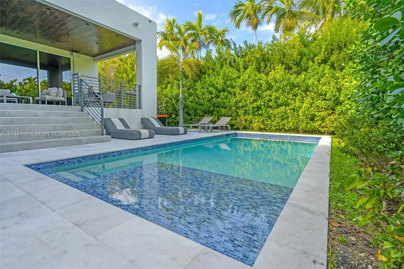 Key Biscayne, Florida 33149, United States, 6 Bedrooms Bedrooms, ,7 BathroomsBathrooms,Residential,Active,5489