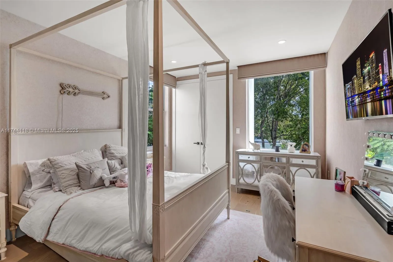 Key Biscayne, Florida 33149, United States, 6 Bedrooms Bedrooms, ,7 BathroomsBathrooms,Residential,Active,5489