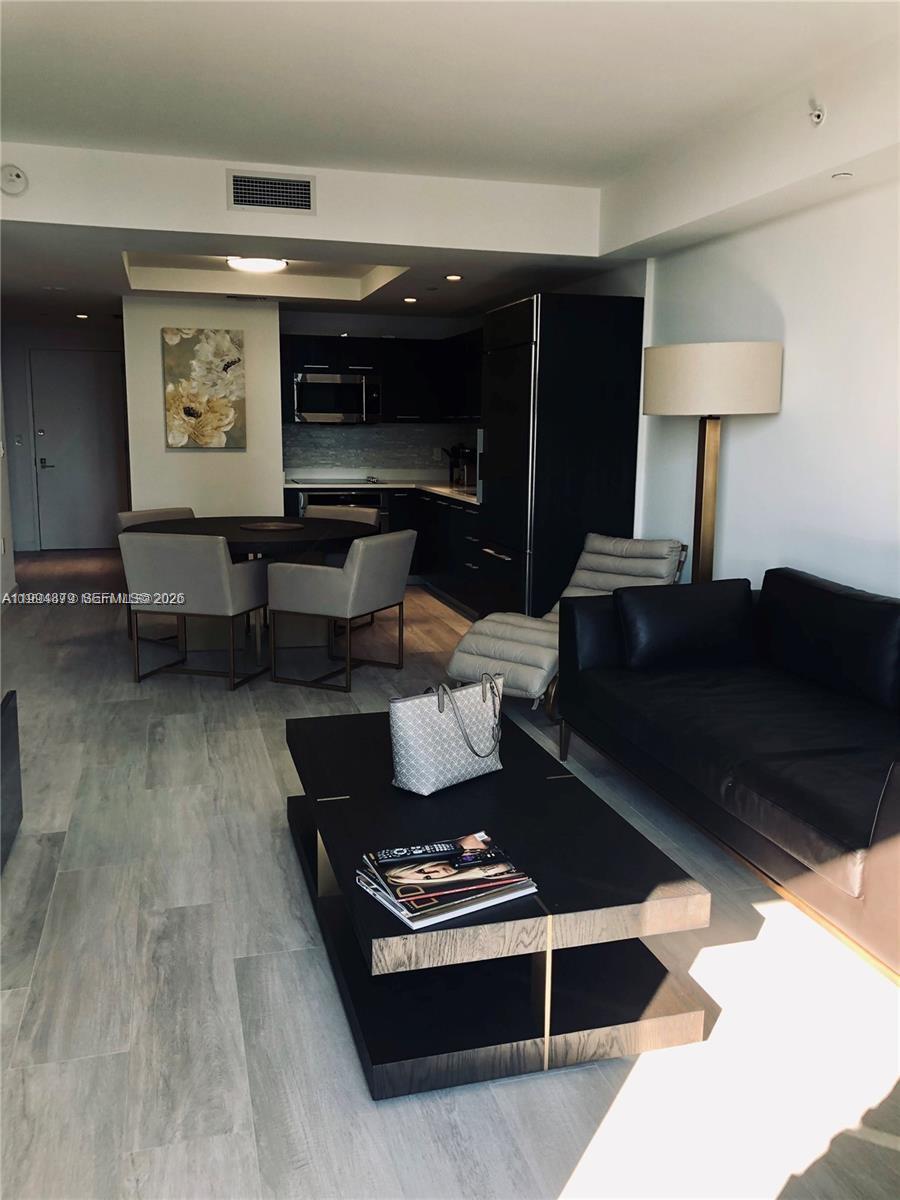 BRICKELL HEIGHTS EAST CON - Residential