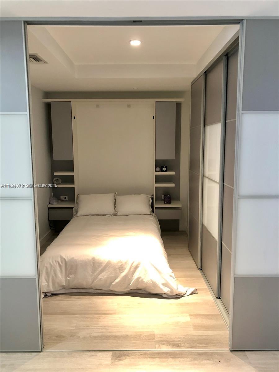 BRICKELL HEIGHTS EAST CON - Residential