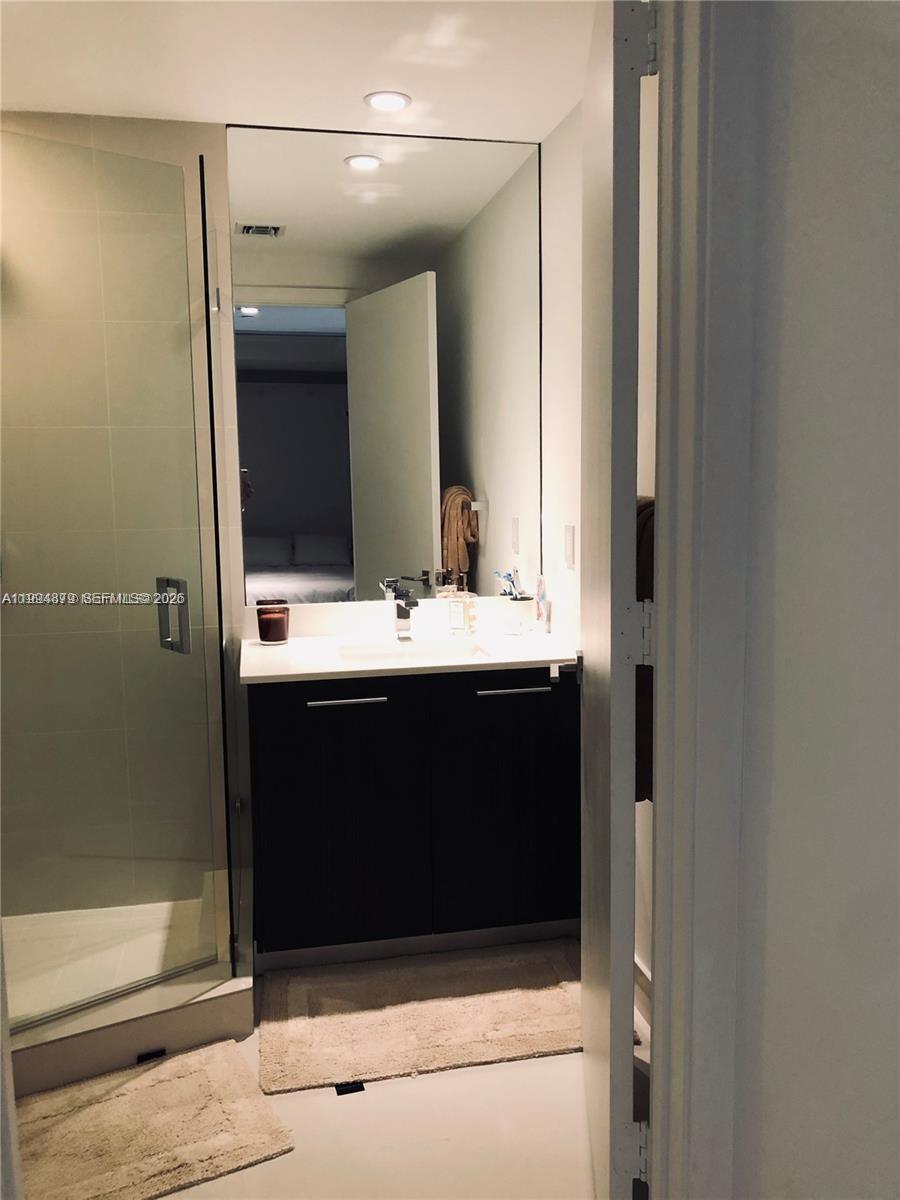 BRICKELL HEIGHTS EAST CON - Residential