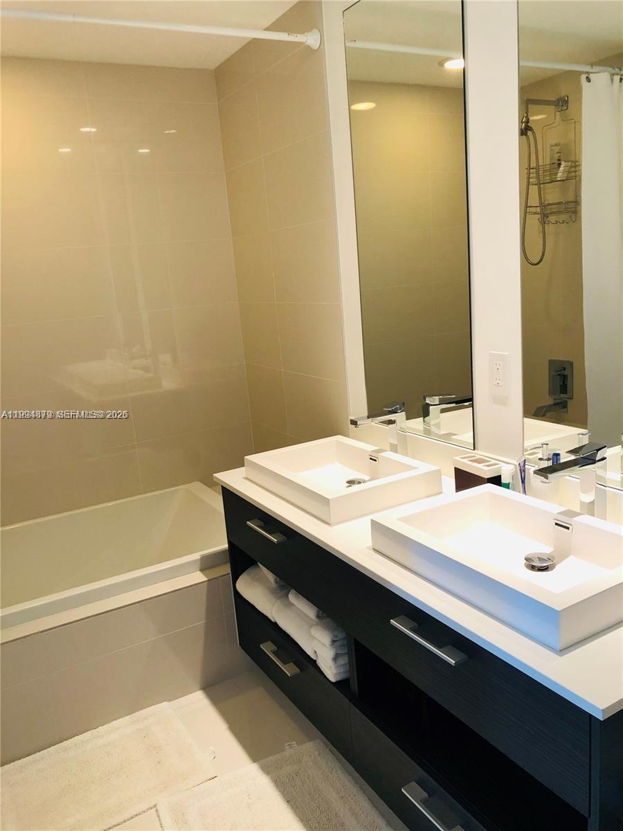 BRICKELL HEIGHTS EAST CON - Residential