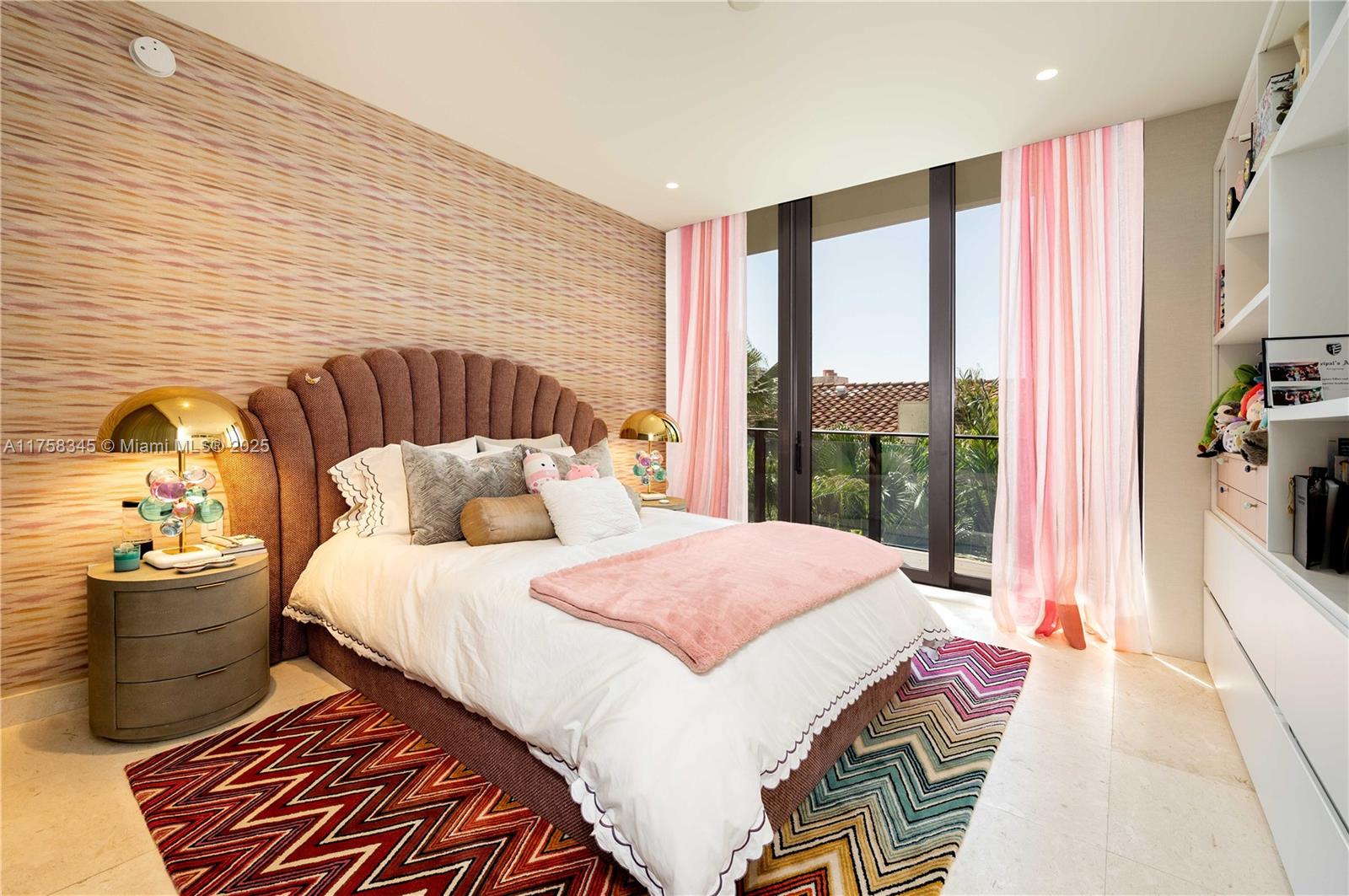 BRICKELLS FLAGLER - Residential Lease