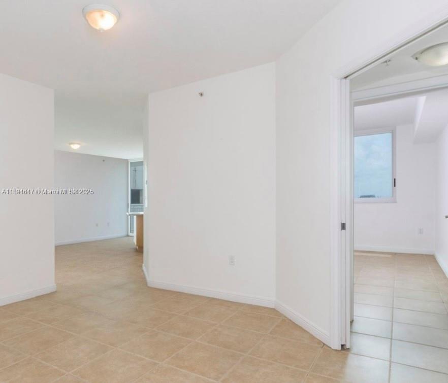 DUO CONDOMINIUM WEST - Residential