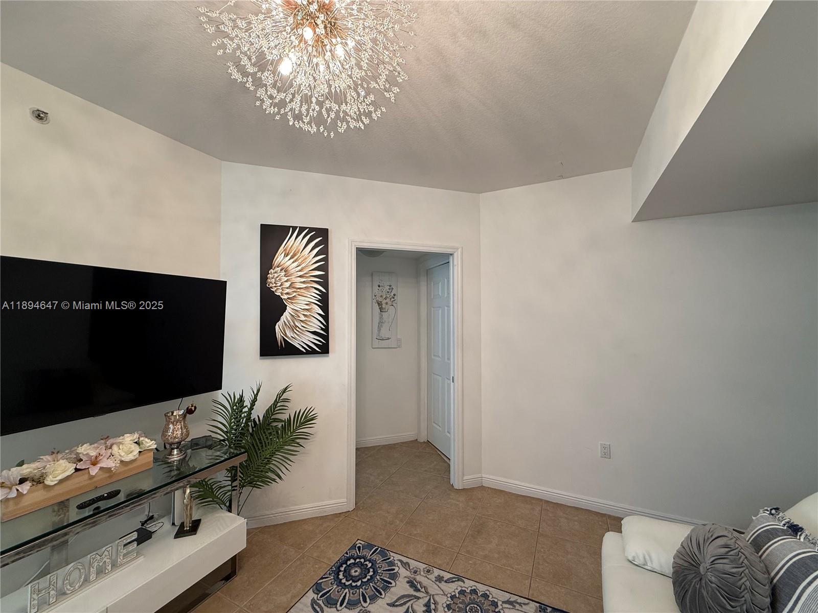 DUO CONDOMINIUM WEST - Residential