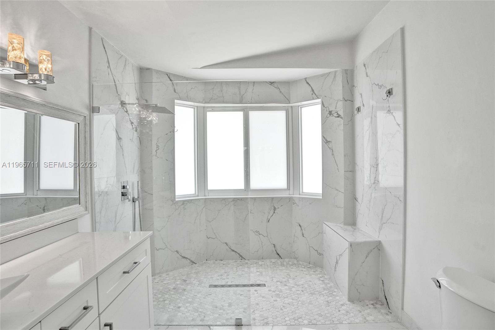 ROGER HOMES - Residential