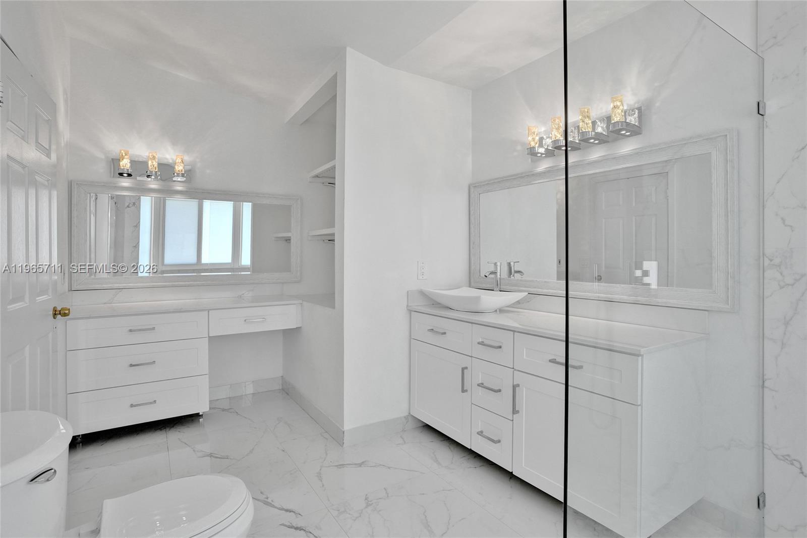 ROGER HOMES - Residential