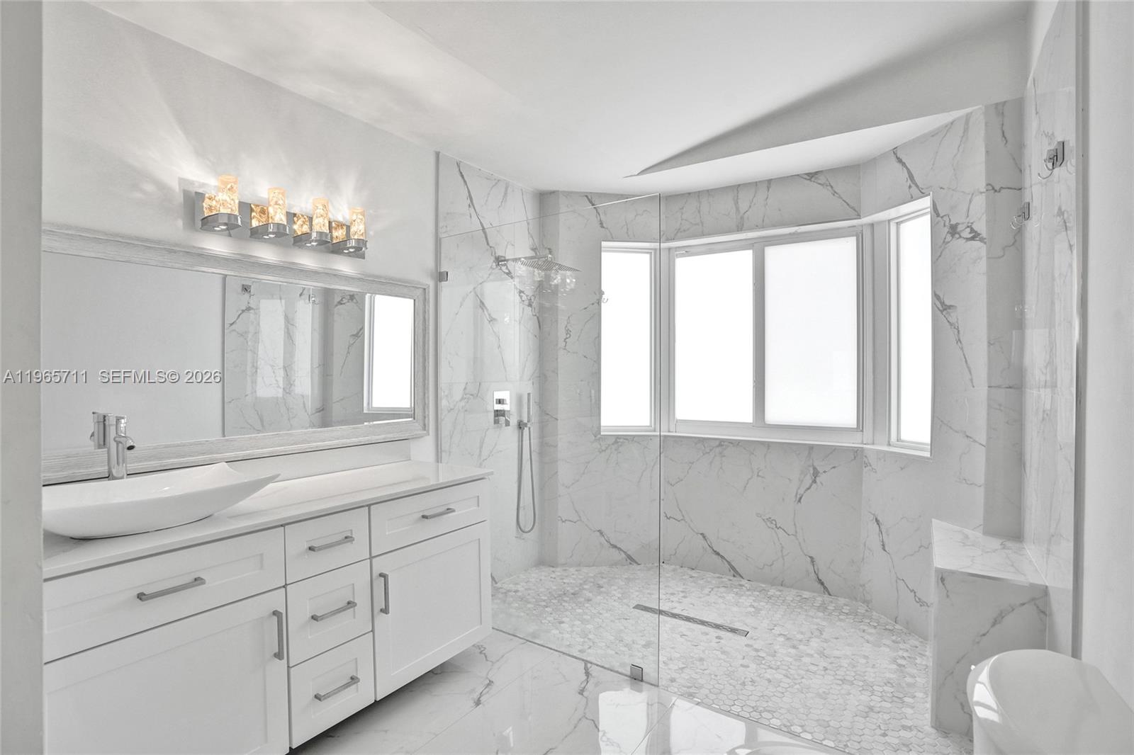 ROGER HOMES - Residential