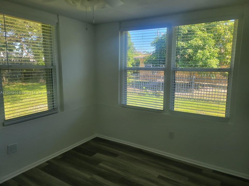 PINEWOOD PARK - Residential Income