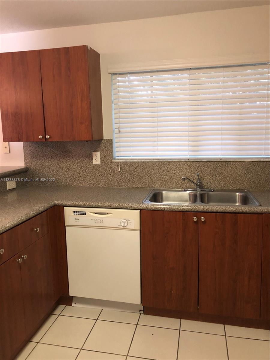 CEDARS WOODS HOMES CONDO - Residential Lease