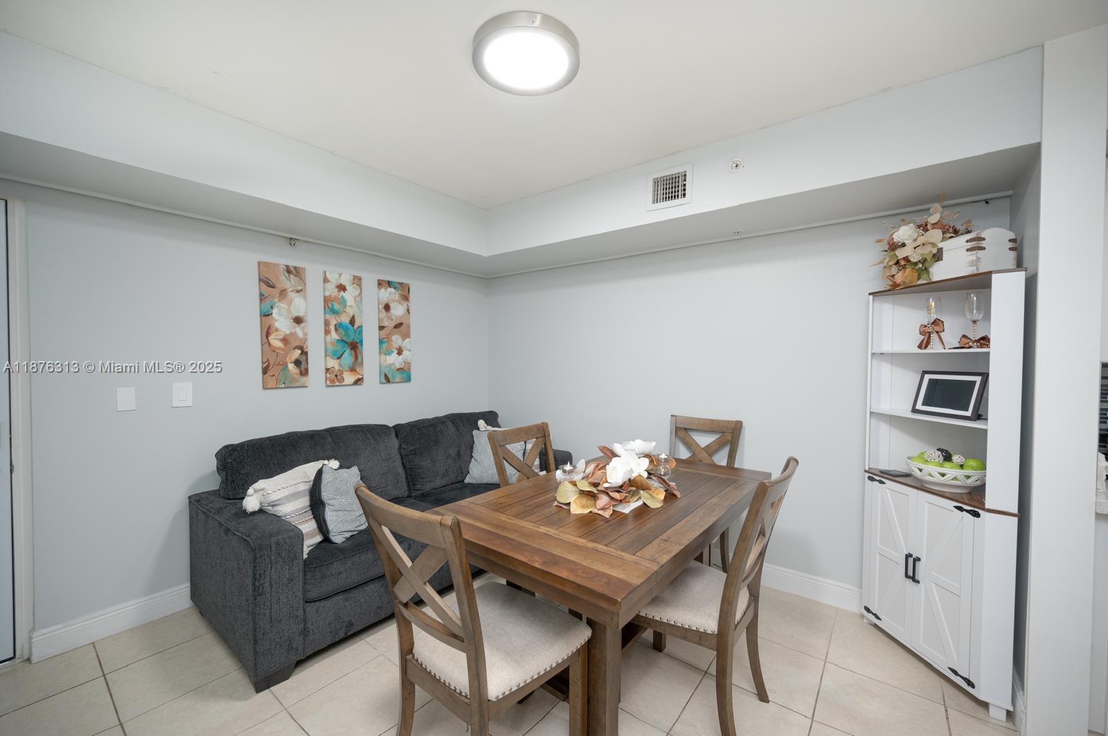 DEVONAIRE CONDO AT PEMBRO - Residential Lease